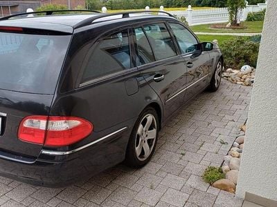 Mercedes E200