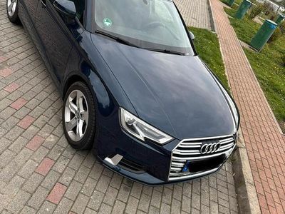 Second-hand Audi A3 116 CP (85 kW) 2017 Albastru Berlinǎ
