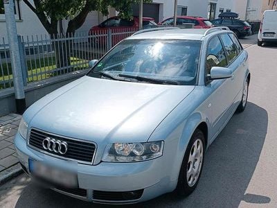 Gebraucht Audi A4 136 PS (100 kW) 2004 Blau Kombi