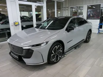 Neu Mazda 6e Takumi-Line 180 kW (245 PS) 2026 Grau Limousine