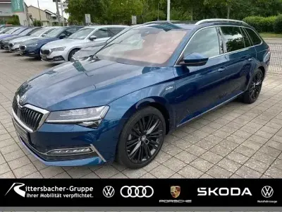 Gebraucht Skoda Superb LAURIN & KLEMENT 200 PS (147 kW) 2023 Lavablau metallic Kombi