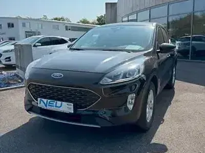 Second-hand Ford Kuga Cool & Connect 152 CP (111 kW) 2022 Negru SUV