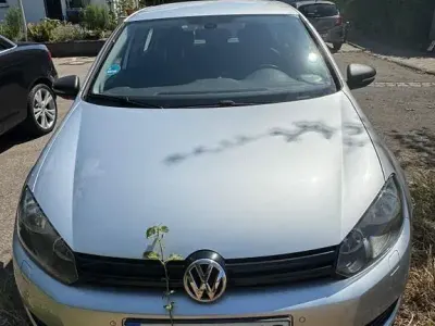Gebraucht VW Golf VI Comfortline 105 PS (77 kW) 2010 Silber Limousine