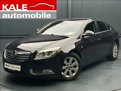 Gebraucht Opel Insignia Innovation 140 PS (102 kW) 2012 Blau Limousine
