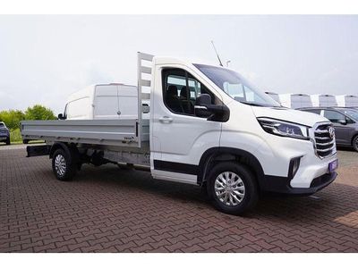 Maxus V90