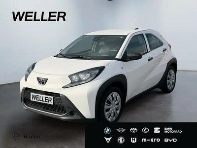 Usata Toyota Aygo 72 CV (52 kW) 2024 Bianco Utilitaria