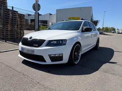 Gebraucht Skoda Octavia RS 184 PS (135 kW) 2016 Weiß Kleinwagen