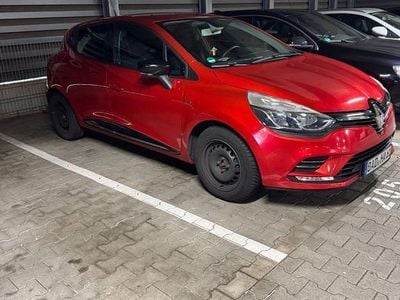 Gebraucht Renault Clio IV 90 PS (66 kW) 2017 Rot Kleinwagen
