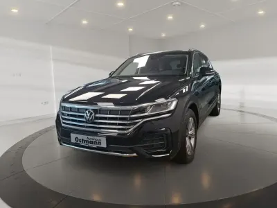 Gebraucht VW Touareg Elegance 231 PS (169 kW) 2022 Schwarz SUV