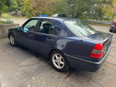 Mercedes C180