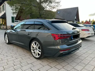 Używany Audi A6 Black Edition 286 KM (210 kW) 2022 Szary Kombi