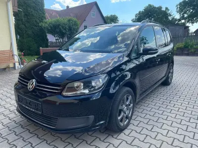 Gebraucht VW Touran 105 PS (77 kW) 2010 Schwarz Van / Kleinbus