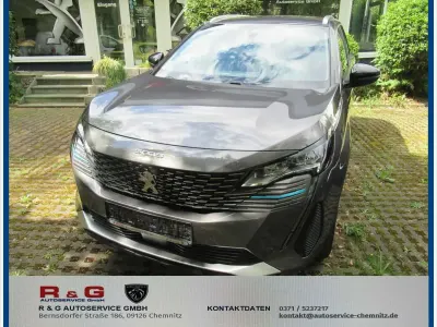 Gebraucht Peugeot 5008 Allure 131 PS (96 kW) 2022 Platiniumgrau met. SUV
