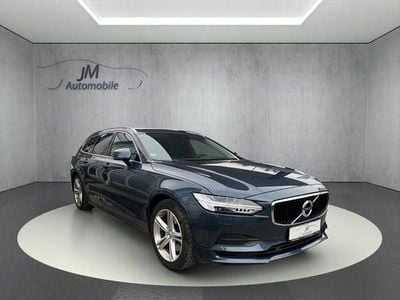 Gebraucht Volvo V90 Momentum 190 PS (139 kW) 2019 Denim blue Kombi