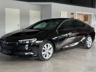 Gebraucht Opel Insignia Sport 165 PS (121 kW) 2017 Schwarz Limousine