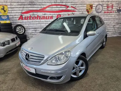 Second-hand Mercedes E200 193 CP (141 kW) 2005 Argintiu Break