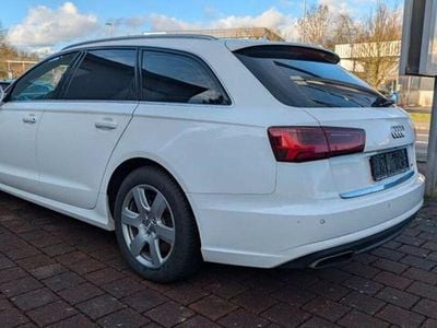 Second-hand Audi A6 Comfort 218 CP (160 kW) 2015 Alb Break