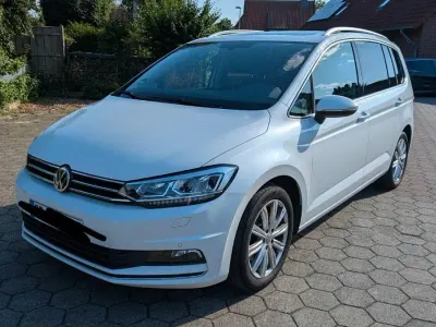 Gebraucht VW Touran Highline 190 PS (139 kW) 2019 Weiß Van / Kleinbus