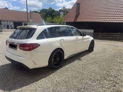 Mercedes C63 AMG