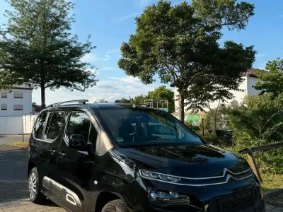 Gebraucht Citroën Berlingo Shine 130 PS (95 kW) 2019 Schwarz Van / Kleinbus