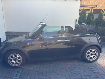 Usata Mini Cooper Cabriolet 116 CV (85 kW) 2005 Nero Cabrio