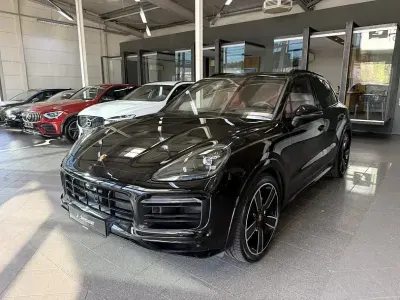 Gebraucht Porsche Cayenne E-Hybrid Sport 136 PS (100 kW) 2019 Schwarz SUV