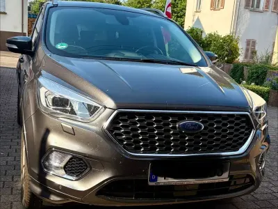 Gebraucht Ford Kuga Vignale 150 PS (110 kW) 2017 Grau SUV