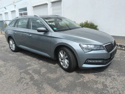 Gebraucht Skoda Superb Style 150 PS (110 kW) 2020 Grau Kombi