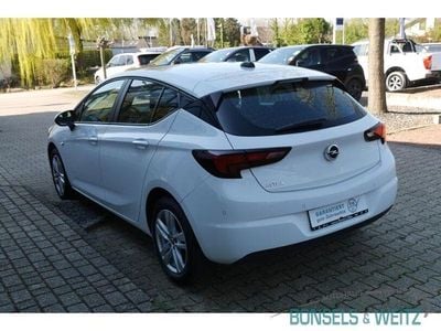 Second-hand Opel Astra Business Edition 105 CP (77 kW) 2021 Alb Berlinǎ