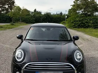 Gebraucht Mini ONE 102 PS (75 kW) 2019 Schwarz Kleinwagen