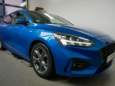 Blau Gebraucht 2020 Ford Focus ST-Line Limousine | 13.990 € (Guter Preis)