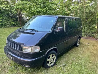 Używany VW T4 131 KM (96 kW) 1991 Czarny Van