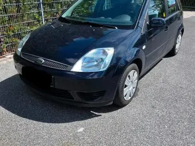 Gebraucht Ford Fiesta 69 PS (50 kW) 2005 Blau Kleinwagen