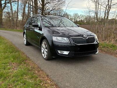 Gebraucht Skoda Octavia 150 PS (110 kW) 2016 Schwarz Kleinwagen