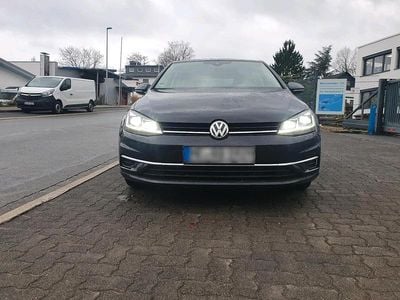 Gebraucht VW Golf VII IQ Drive 116 PS (85 kW) 2019 Schwarz Kleinwagen