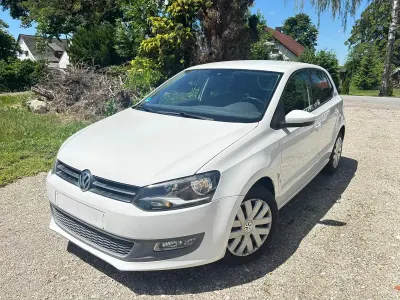 Gebraucht VW Polo Team 69 PS (50 kW) 2010 Weiß Kleinwagen