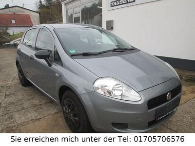 Gebraucht Fiat Grande Punto 69 PS (50 kW) 2012 Grau Kleinwagen