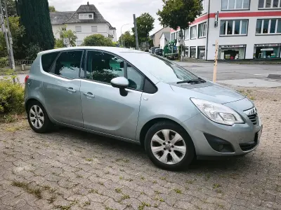 Gebraucht Opel Meriva 101 PS (74 kW) 2010 Grau Van / Kleinbus