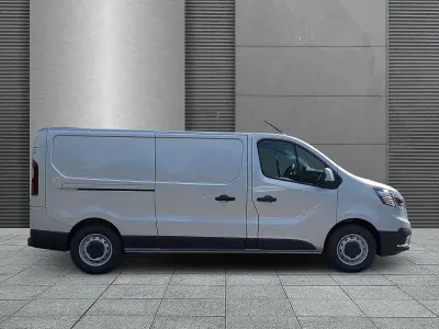 Neu Renault Trafic 170 PS (125 kW) 2025 Metallic