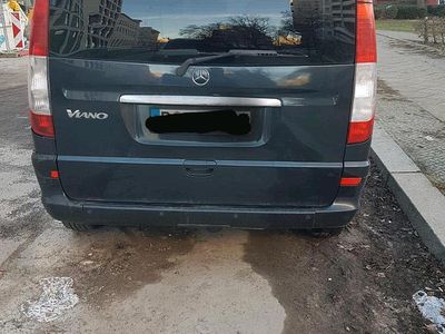 Mercedes Viano