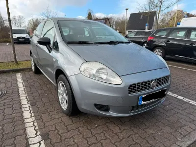 Gebraucht Fiat Punto 70 PS (51 kW) 2009 Grau Kleinwagen