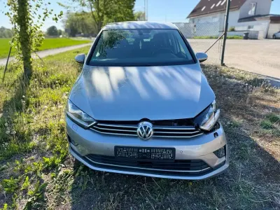 Usata VW Golf Sportsvan LOUNGE 150 CV (110 kW) 2015 Argento Monovolume
