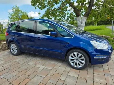 Używany Ford S-MAX Titanium 203 KM (149 kW) 2015 Niebieski Minivan