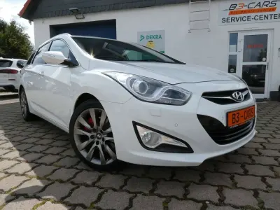 Gebraucht Hyundai i40 Edition 136 PS (100 kW) 2015 Weiß Kombi