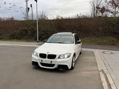 Gebraucht BMW 320 M Sport 184 PS (135 kW) 2011 Weiß Limousine
