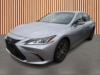 Lexus ES300H