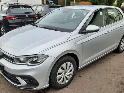 Gebraucht VW Polo Life 95 PS (69 kW) 2023 Reflexsilber metallic Kleinwagen