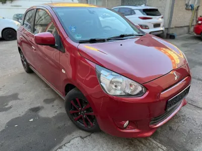 Usata Mitsubishi Space Star Diamant Edition 80 CV (58 kW) 2016 Rosso Utilitaria