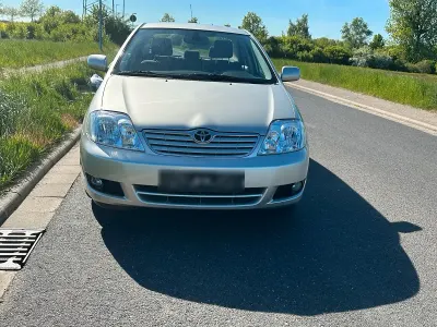 Gebraucht Toyota Corolla 110 PS (80 kW) 2004 Gold Limousine