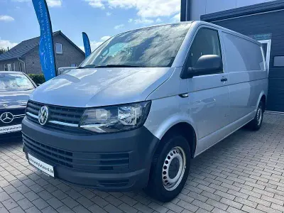 Gebraucht VW T6 102 PS (75 kW) 2017 Grau Van